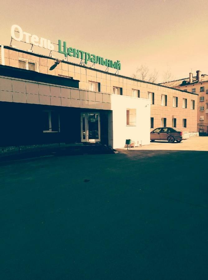 Hotel Tsentralny Petrozavodsk Exteriör bild